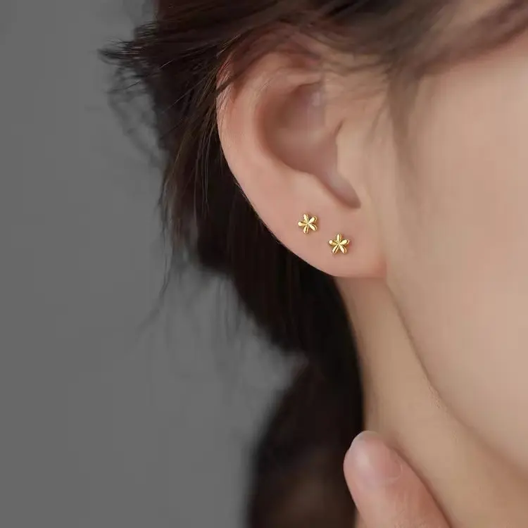 Bông Tai Đinh tán Hoa Mini, Kim Bạc Sterling, Thiết Kế Độc Đáo Cao Cấp, Hàng Mới Về, Phổ Biến Cho Phụ Nữ, Thích Hợp Cho Mùa Hè, 2025 2