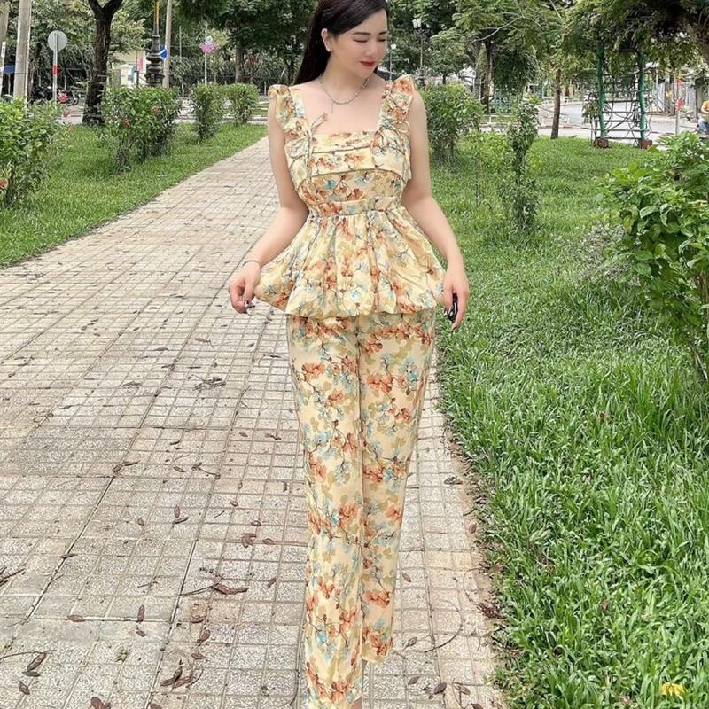 Set Đồ Bộ Quần Áo Tùng Bí Tay Cánh Tiên Áo Có Mút Lưng Sao Bo Chun  Quần 9 tấc Ống Ôm có TÚI  Nữ Women