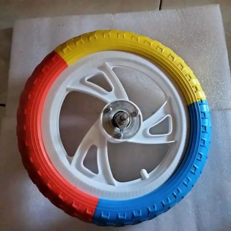 Sepasang Roda Busa untuk Sepeda Anak Ukuran 12 Inch dengan As - Outdoor 7