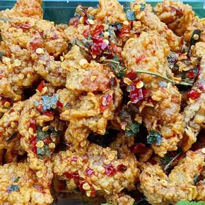 kulit krispy ayam pedes bumbu daun jeruk 100gram