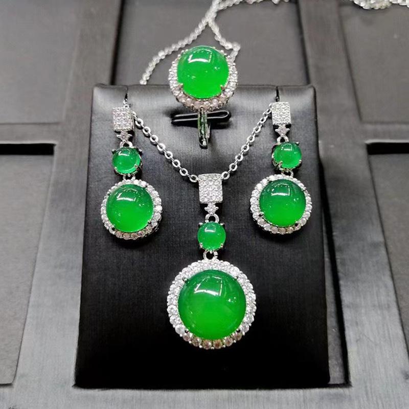 Product Introduction of Bộ Mặt Dây Chuyền Chalcedony Màu Xanh Lá Tự Nhiên, Tròn Nhà Máy, Bộ Ba Mảnh, Trang Sức Trực Tiếp Cho Nữ, Tuyệt Vời Làm Quà Tặng 0