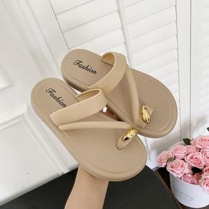 TĂNG 1 SIZEDép Sandal Nữ Dép Xỏ Ngón Đế Dày Chống Trượt Thoải Mái Thời Trang Dép Đi Biển