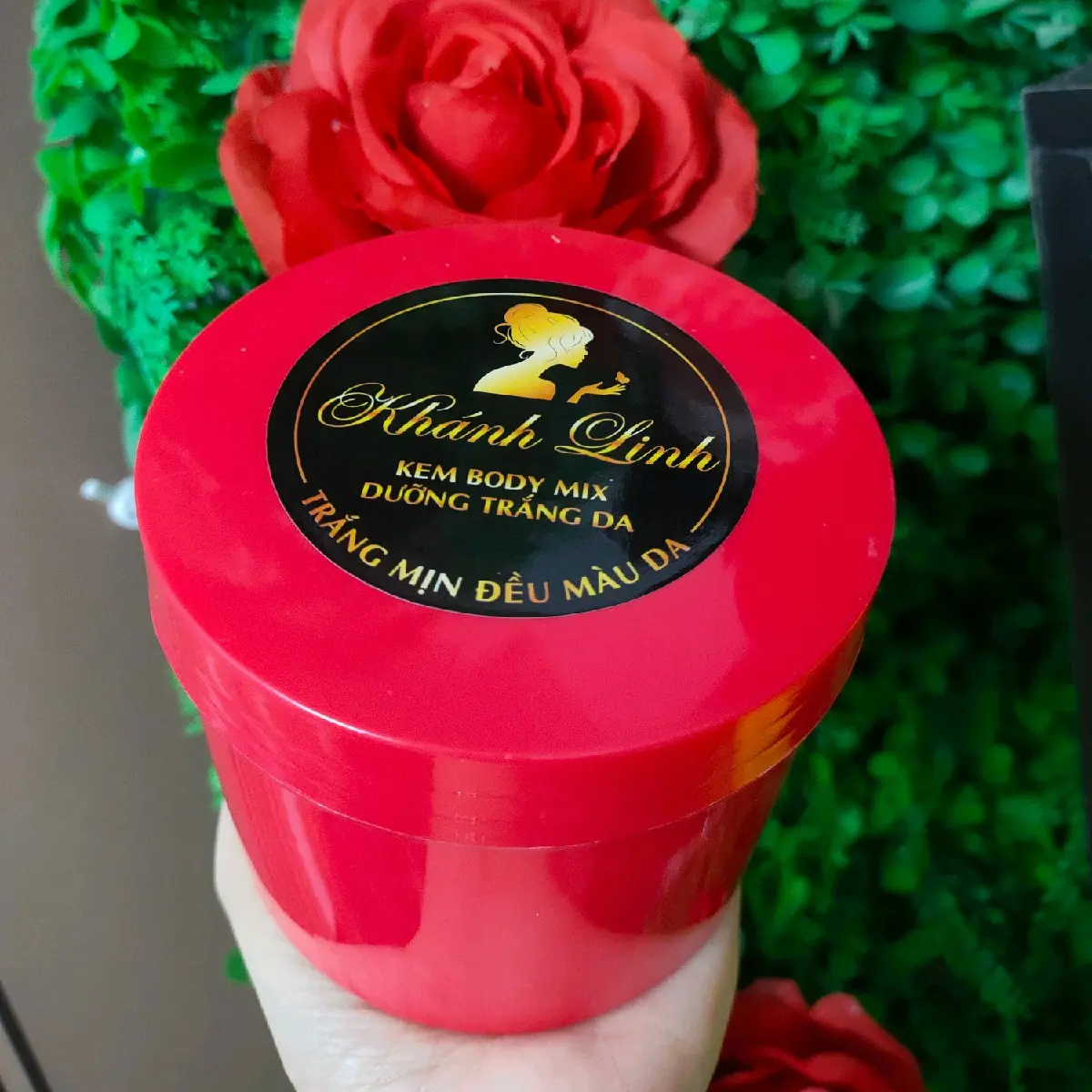 KEM CỐT DƯỠNG TRẮNG NHANH CHO DA NGÂM ĐEN 500g