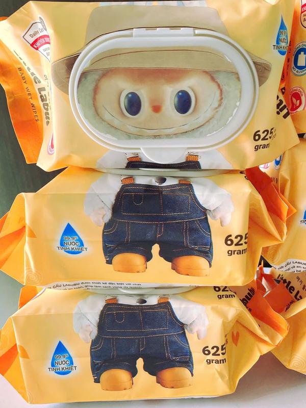 Combo 10 gói Khăn giấy ướt Labubu không mùi (650g / 1gói), khổ giấy lớn và dày đa năng tiện lợi - Hie en Kids 4