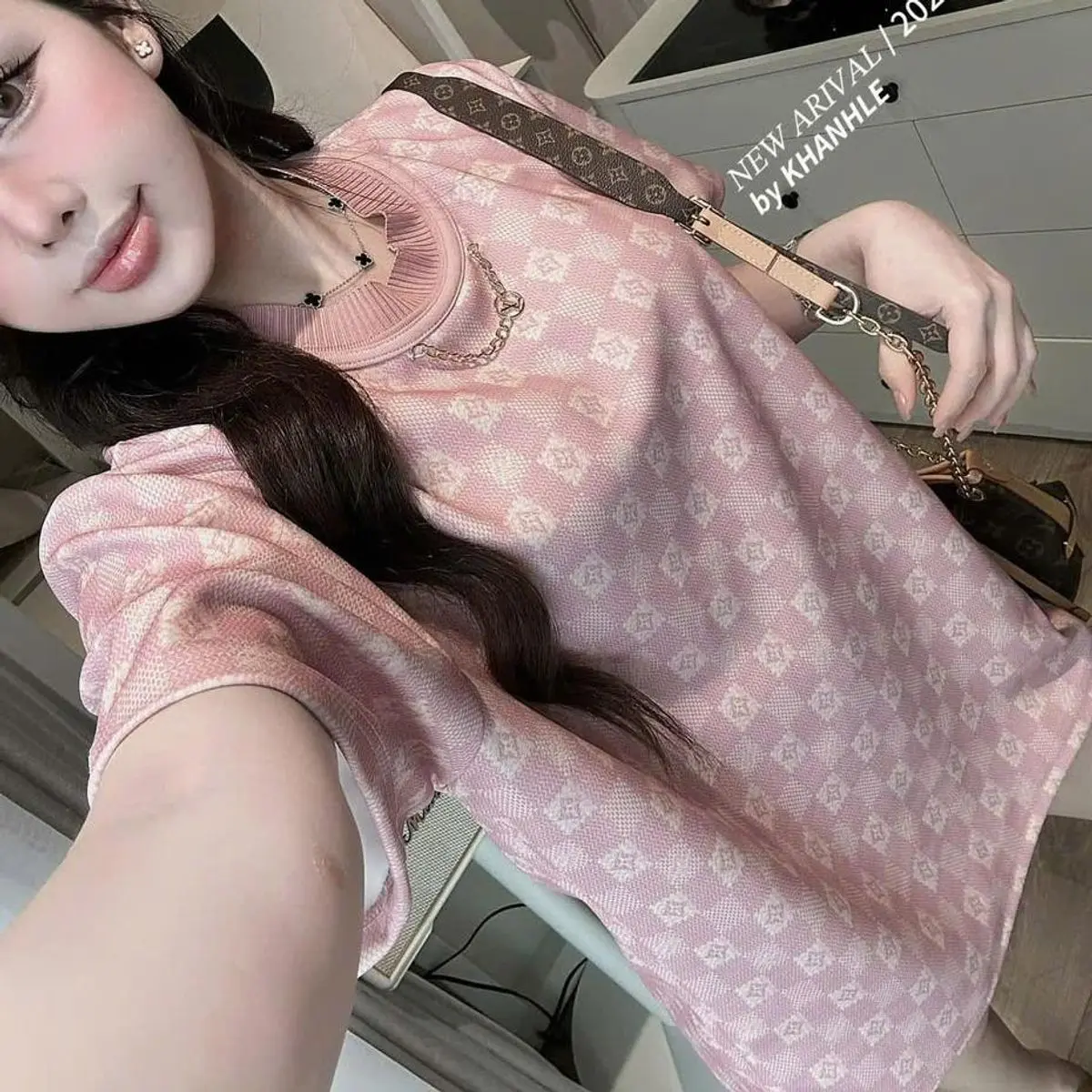 Áo Thun Nữ họa tiết  eo vi ô vuông Hàng QC Chất Liệu Cotton Dày Dặn Chuẩn Dáng