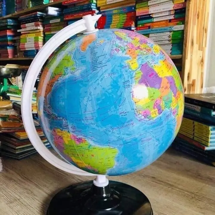 Quả địa cầu phi 22cm cho học sinh