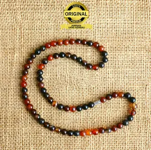 kalung batu Sulaiman madu
