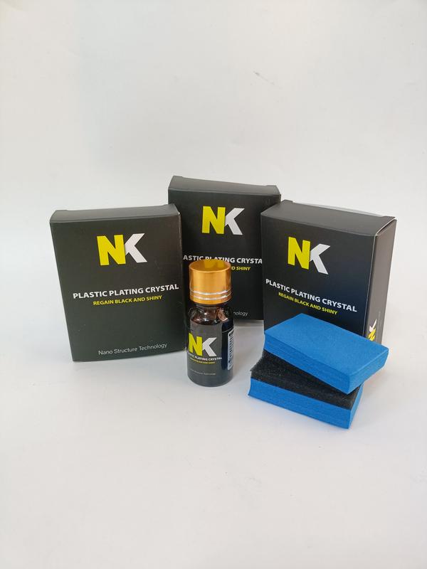 Dung Dịch Phủ Pha Lê Phục Hồi Nhựa Đen, Nhựa Nhám 1