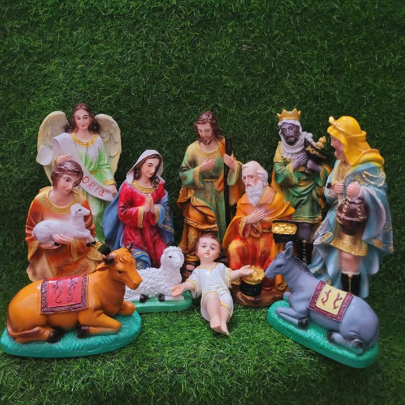 Bộ Tượng Noel Tân Cổ Điển Cao 28cm Nhựa Composite