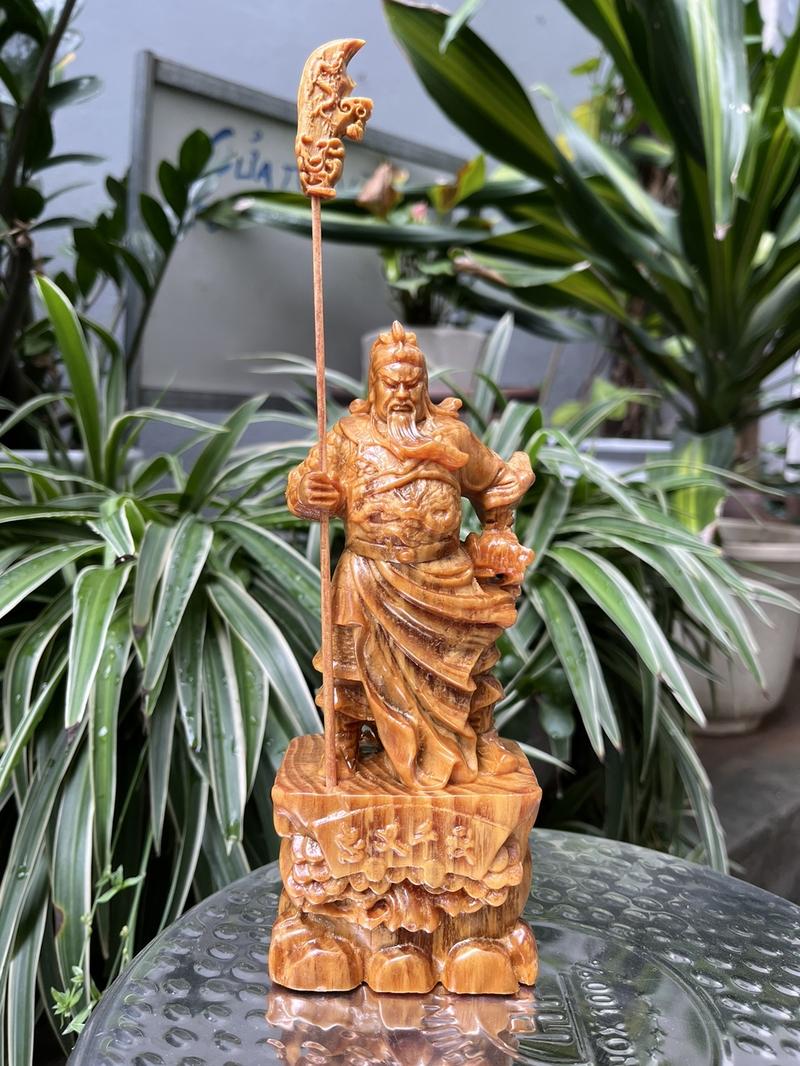 Product Introduction of Tượng quan công gỗ huyết long 11