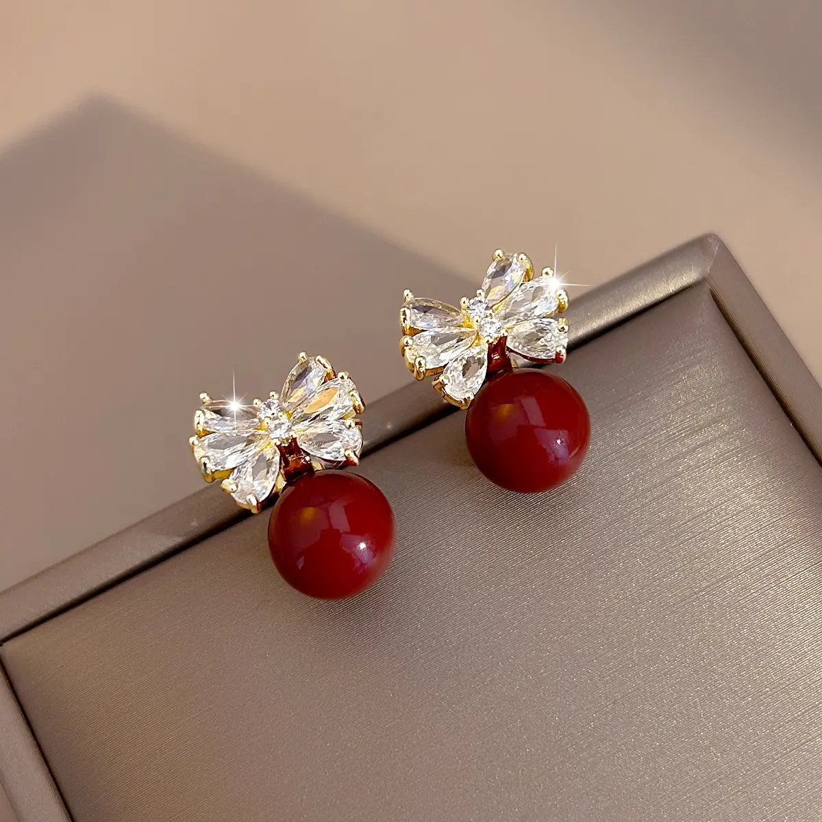S925 silver needle diamond inlaid butterfly earrings, wine red pearls, retro fashion temperament earrings, personalized internet celebrity high-end earrings