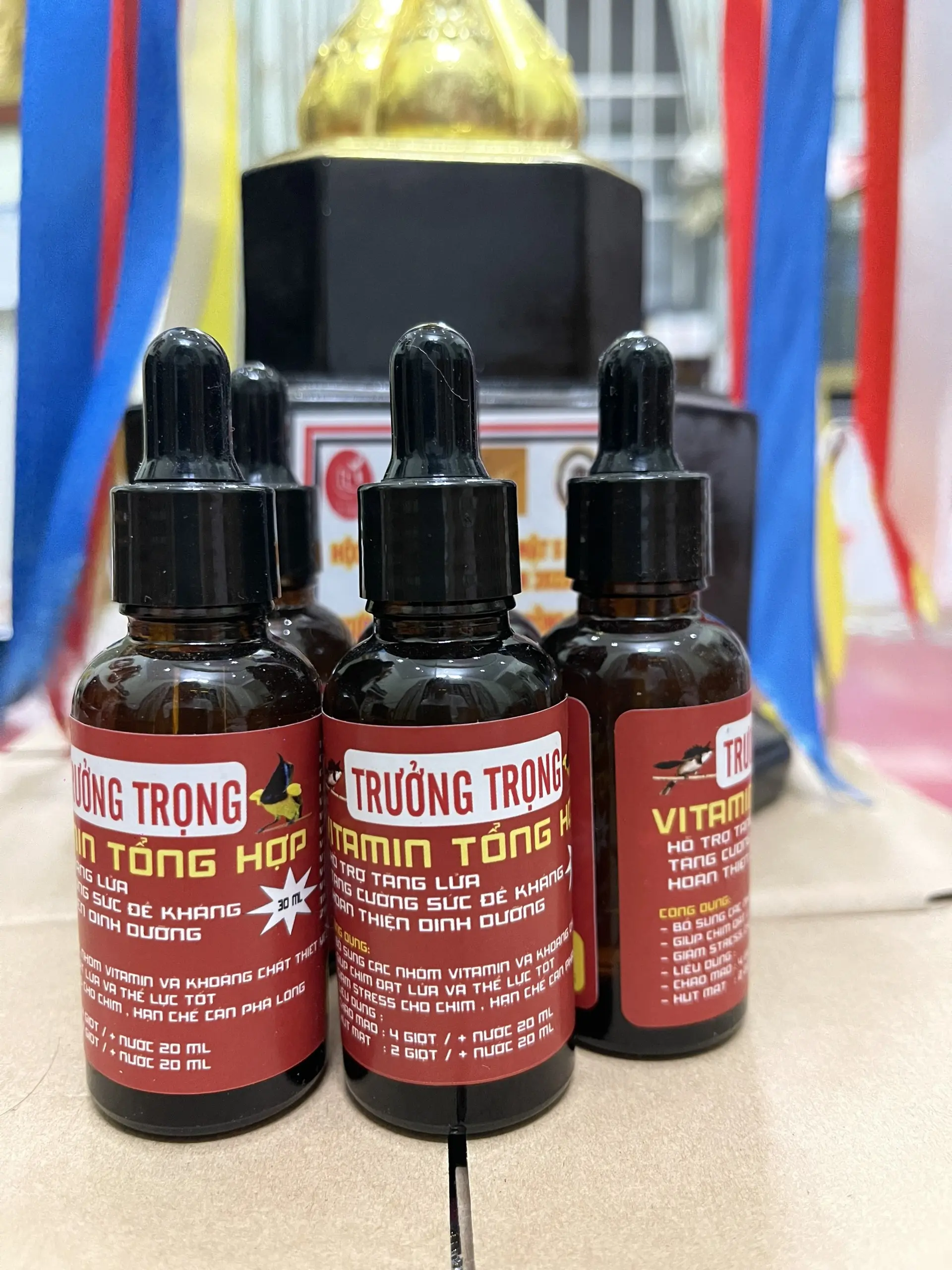 siro vitamin tổng hợp cho chim cảnh Trưởng Trọng