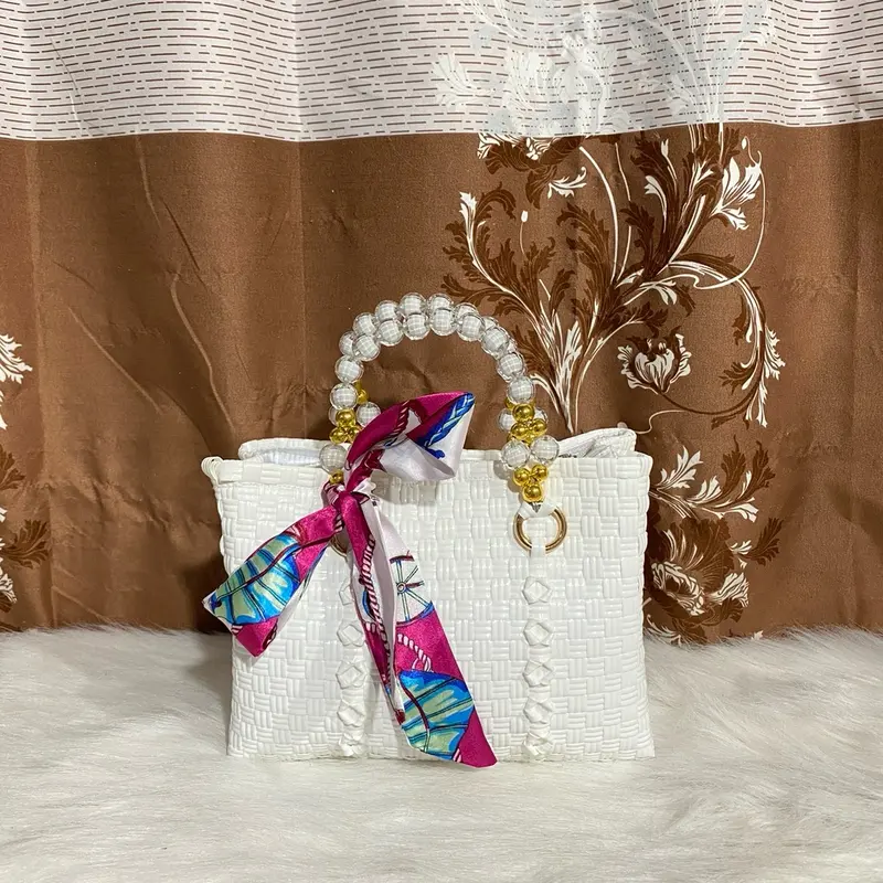 KIMMY BAG Tas Jali Sultan Size S Berfuring dilengkapi dengan aksesoris wanita 3