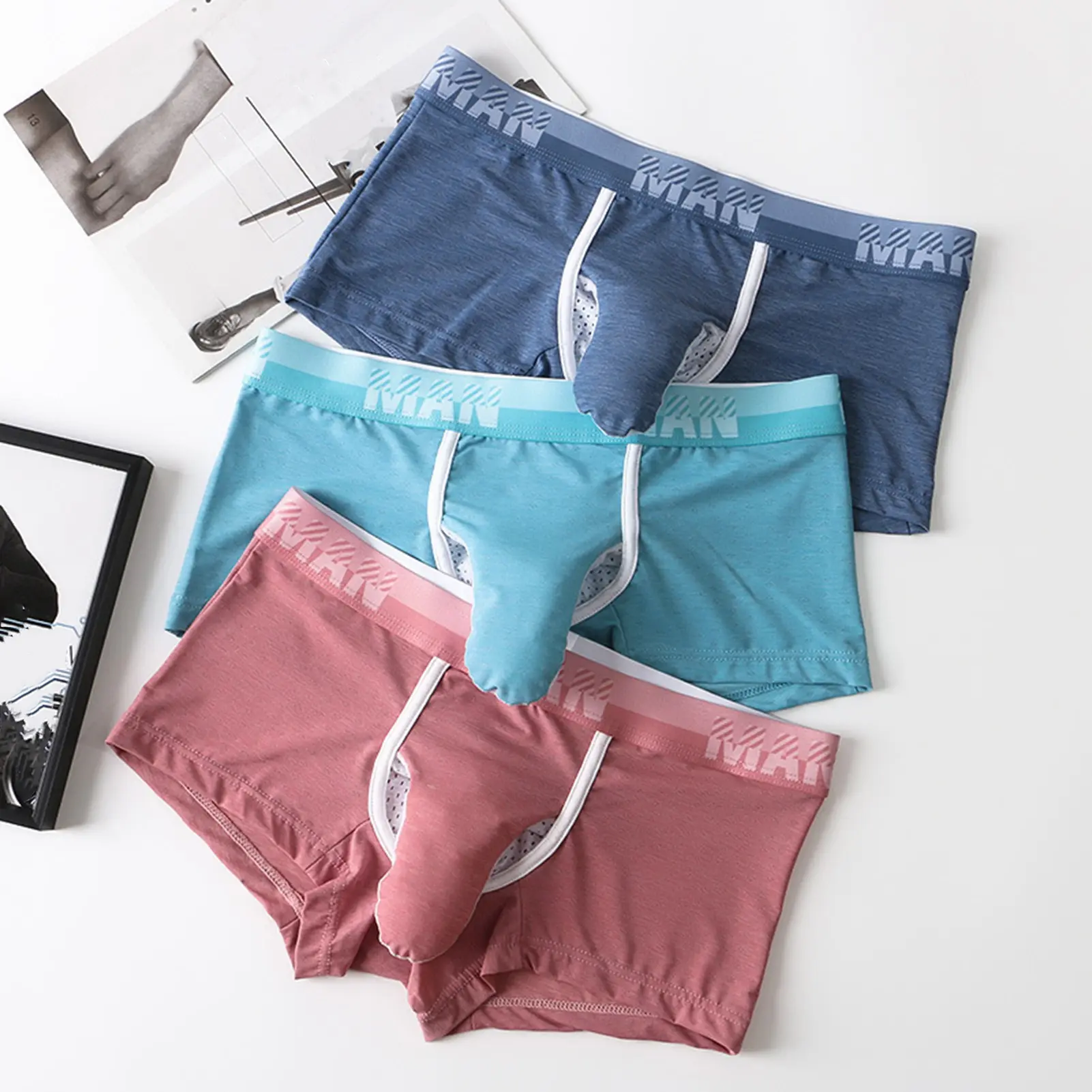 Quần Lót Boxer Nam, Có Túi Bóng, Thiết Kế Cá Tính Kiểu Mũi Voi, Quần Đùi, Đồ Lót, Màu Chắp Vá, Làm Bằng Lụa Lạnh Và Lưới Thoáng Khí, Thích Hợp Mặc Cho Nam