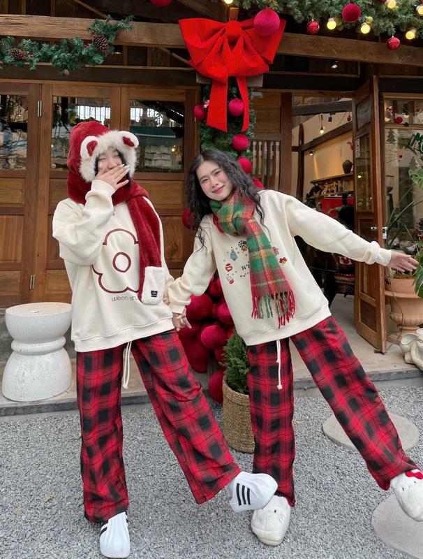 Quần Kẻ Caro BY CHANN dáng suông ống rộng, chất thô mềm | Quần Flannel Kẻ Caro Hot Trend Noel mặc đôi mặc nhóm