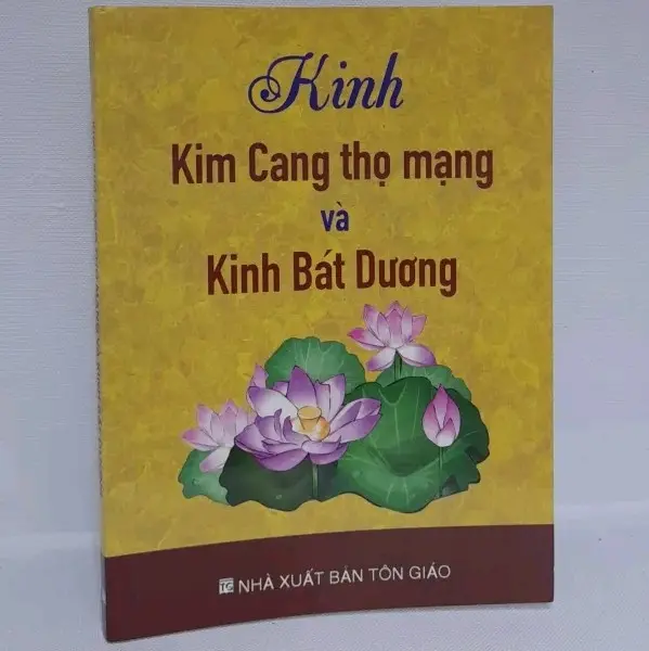Sách - Kinh Kim Cang Thọ Mạng và Kinh Bát Dương