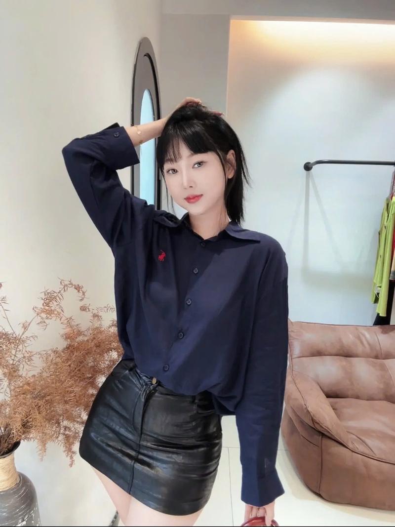 Product Introduction of Áo sơ mi nữ thiết kế kiểu dài tay thêu hình ngựa TOYOUstyle - áo sơ mi form rộng women top 17
