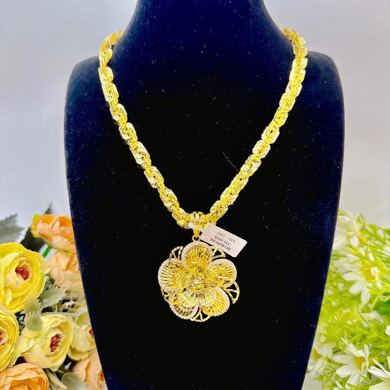 Dây chuyền nữ xoắn vuông 7 chỉ + mặt hoa mai ko đá