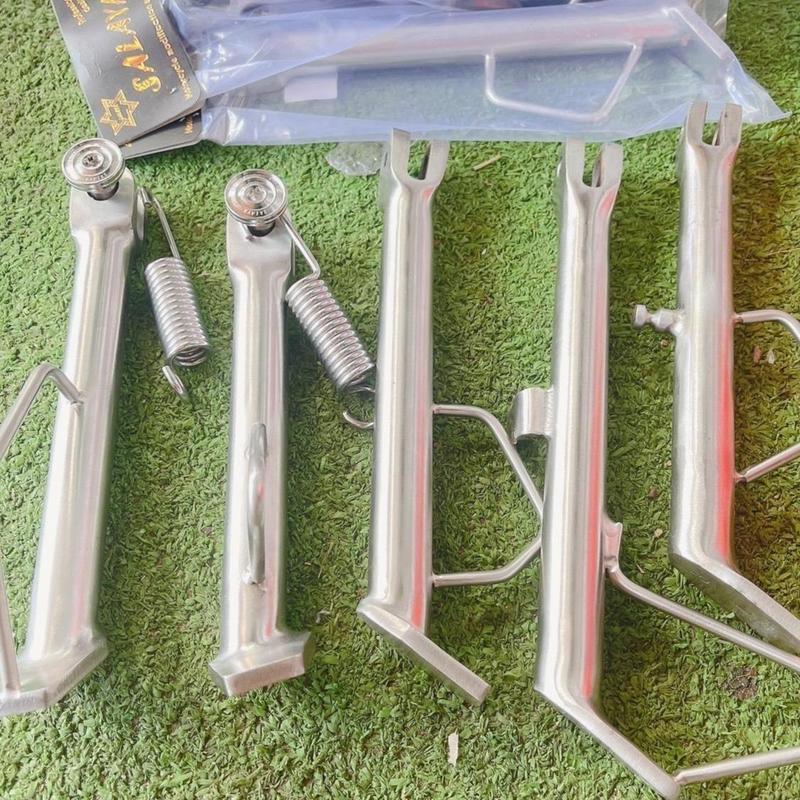 Chân chống inox 304 dày 3ly , cầm nặng tay, bảo hành rỉ sét trọn đời, kèm ốc và loxo - gắn các dòng xe máy