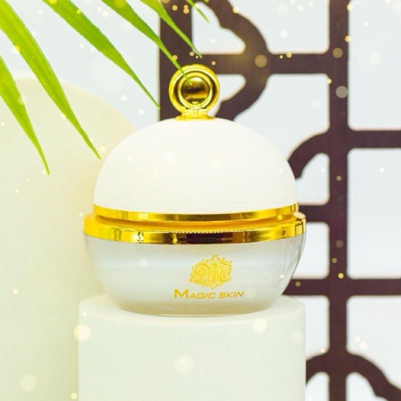  Kem nám hoàng cung dưỡng da size to40g  magic skin 