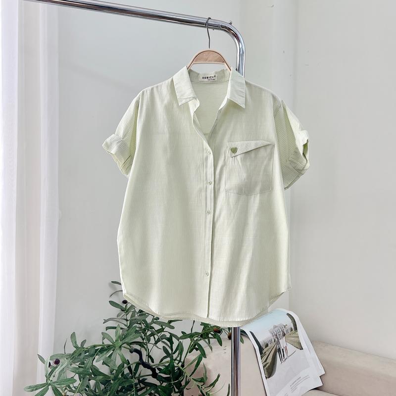Áo Sơ Mi Kẻ Sọc Nữ Tay Ngắn Bo Gấu 1 Túi Lật Thêu Tim Chất Liệu Cotton Đũi Mềm Mát Freesize