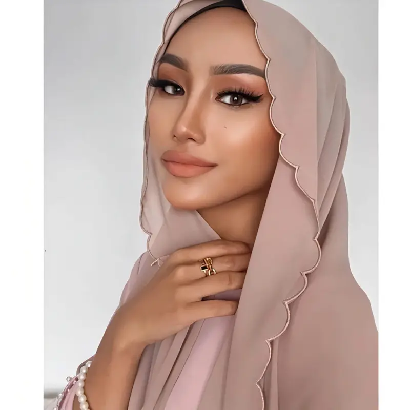 Shawl Chiffon Flowy,Shawl sulam, Sifat Berkilauan, Rekaan Lengkung Rama-rama, Warna Oatmeal dan Bogel, Tersedia dalam Warna Hitamshawl jersey scarf tudung