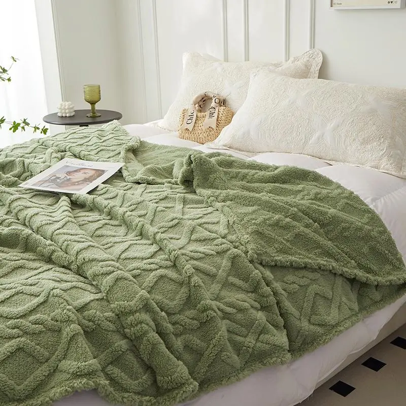 Solid Color Geometric Pattern Blanket, Soft Warm Air-conditioned Room Blanket, Bedroom Accessories Comfy Bedding for Christmas Decor, Christmas Gifts, Christmas Decorations