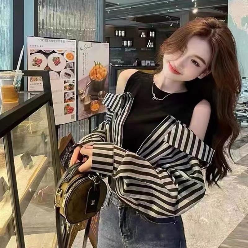 ÁO SƠ MI KẺ TRỄ VAI PHỐI BA LỖ - Áo sơ mi nữ cách điệu giả phồng cúc bấm phối áo thun tăm ulzzang