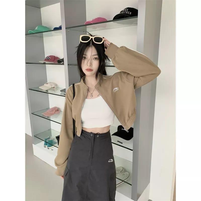 Norshler Vintage Jacket Crop Wanita Oversize - Sweater Jaket Croope Wanita Korean Style Kekinian Lucu Setrip Putih Baju Bandung 7