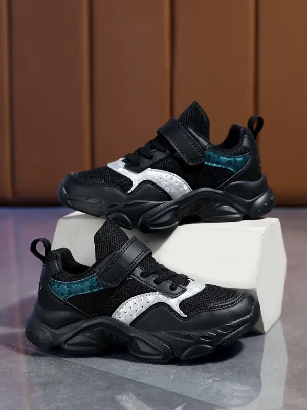 1 Pair Kids Colorblock Patchwork Design Lace Up Low Top Sneakers, Casual Sporty Comfortable Breathable Sneakers, Wear Resistant Anti-slip Sneakers 6