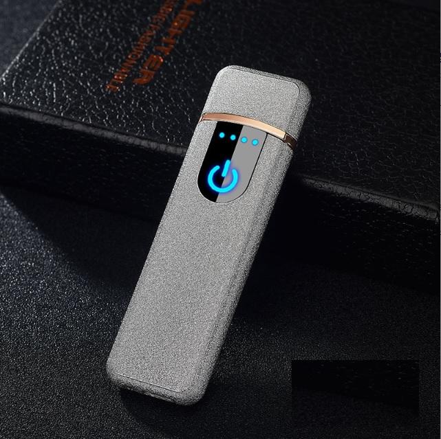 Bật lửa điện sạc pin mẫu trơn, giao màu ngẫu nhiên - mã BLD027d