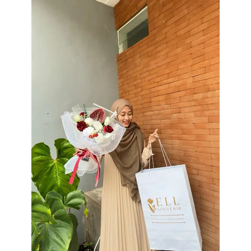 TAS BUKET / PAPER BAG (WAJIB ORDER DENGAN BUKETNYA) 1