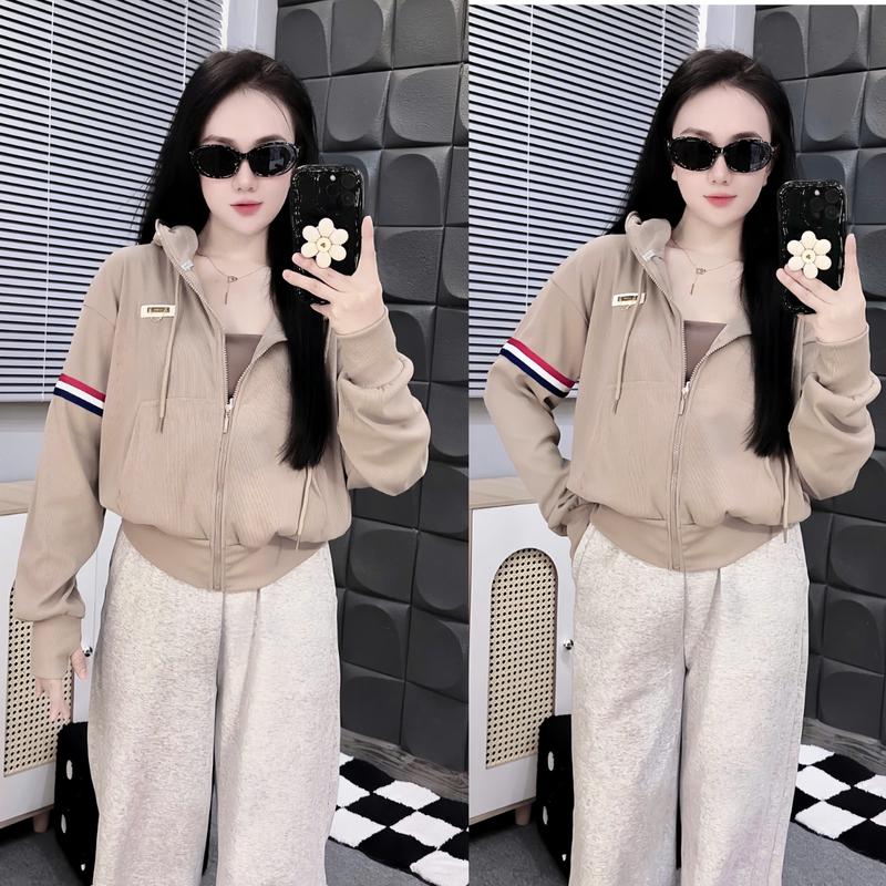 Áo khoác ngoài đi nắng tốt chất thun gân, Áo khoác thun gân soc tay 60kg nón to dáng chuẩn Jacket Menswear 0