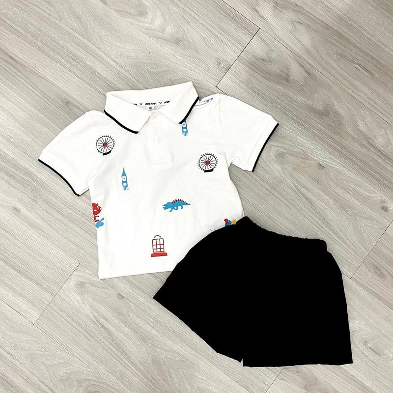 Set Polo In Hình Khủng Long, Oto 2 Màu Đen, Trắng Áo Cotton Mix Quần Thô Kaki Bé Trai Có Cổ 1