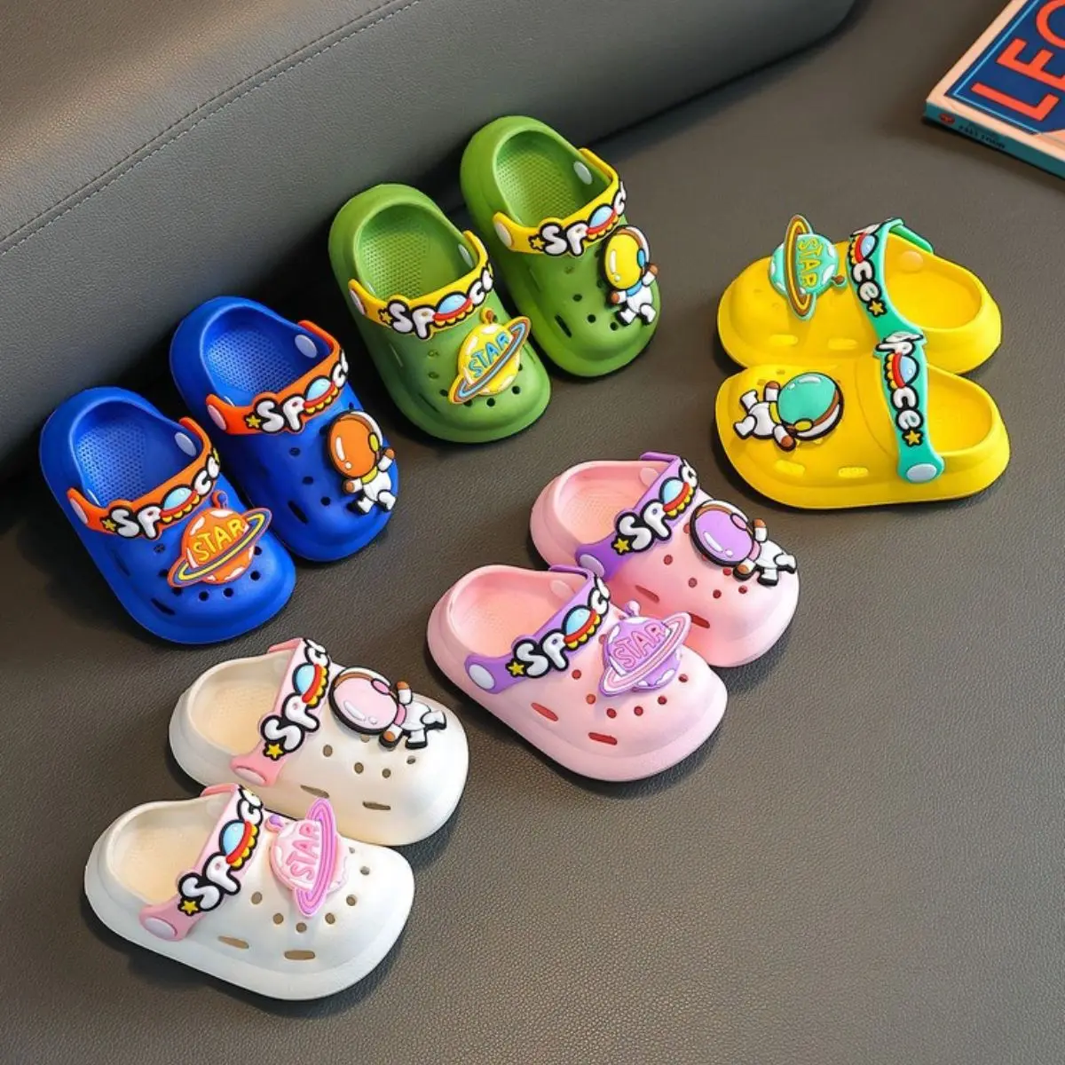 Sandal baim SPACE ASTRONOT import anak laki2 dan Perempuan sandal PVC eva karet Sandal Musim panas