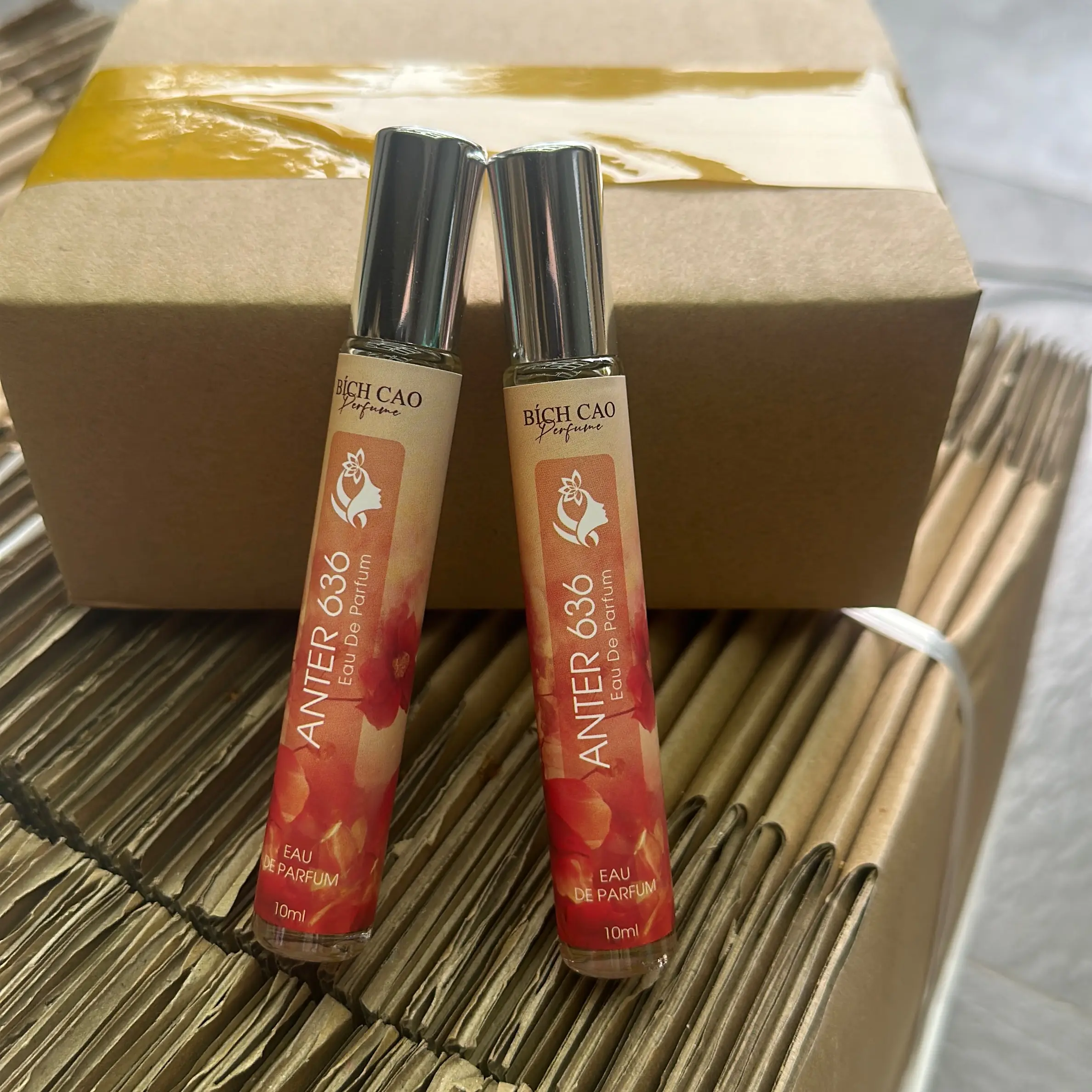 Combo 2 Lọ Nước Hoa Bích Cao White Hương 636 10ml + Good Girl 10ml Hương Thơm Nhẹ Nhàng Tiểu thư Perfume Cosmetic