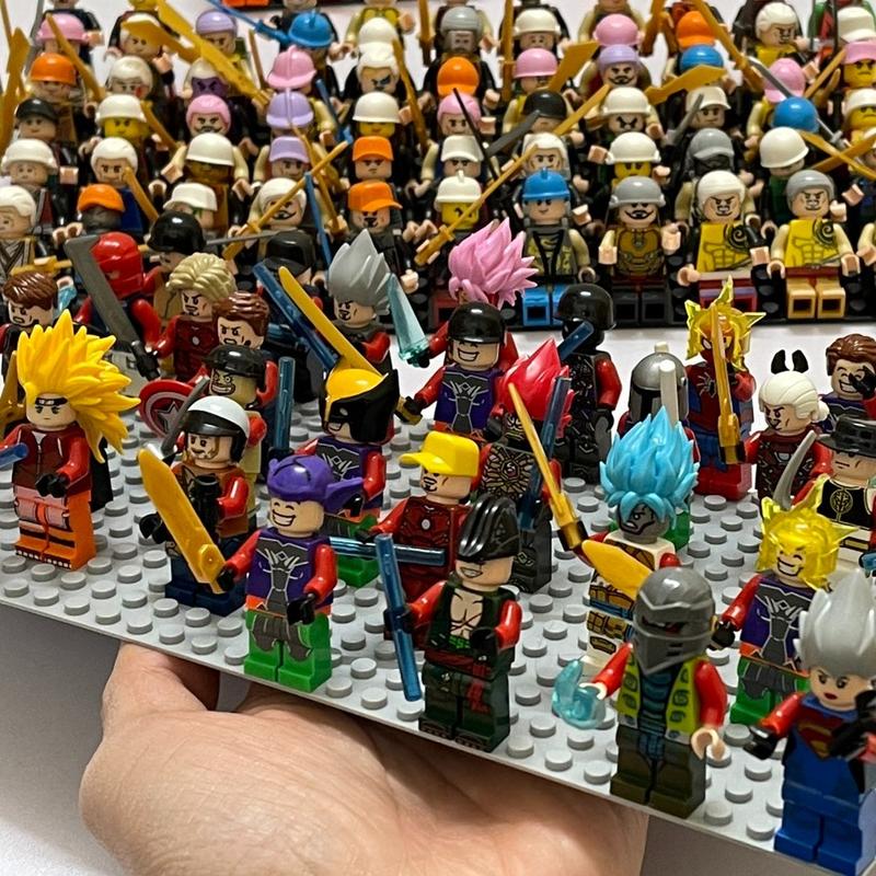 Đồ chơi lắp ráp 40 mô hình các nhận vật khác nhau - TẶNG kèm chân bàn gắn nhân vật Toy