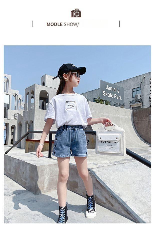Product Introduction of Shorts For Kids Girls Korean Heart Embroided 4 Pockets 7-15yrs Denim Short For Kids Girl Elastic Waist Summer Fashion 18