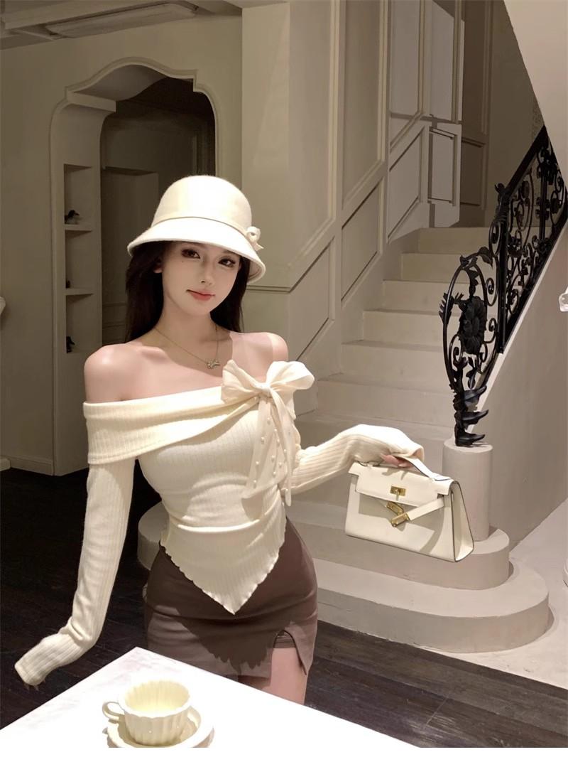 Product Introduction of Trang Phục Mùa Đông Cho Nữ, Kiểu Trễ Vai, Dài Tay, Áo Phông, Hoàn Hảo Cho Năm Mới 3
