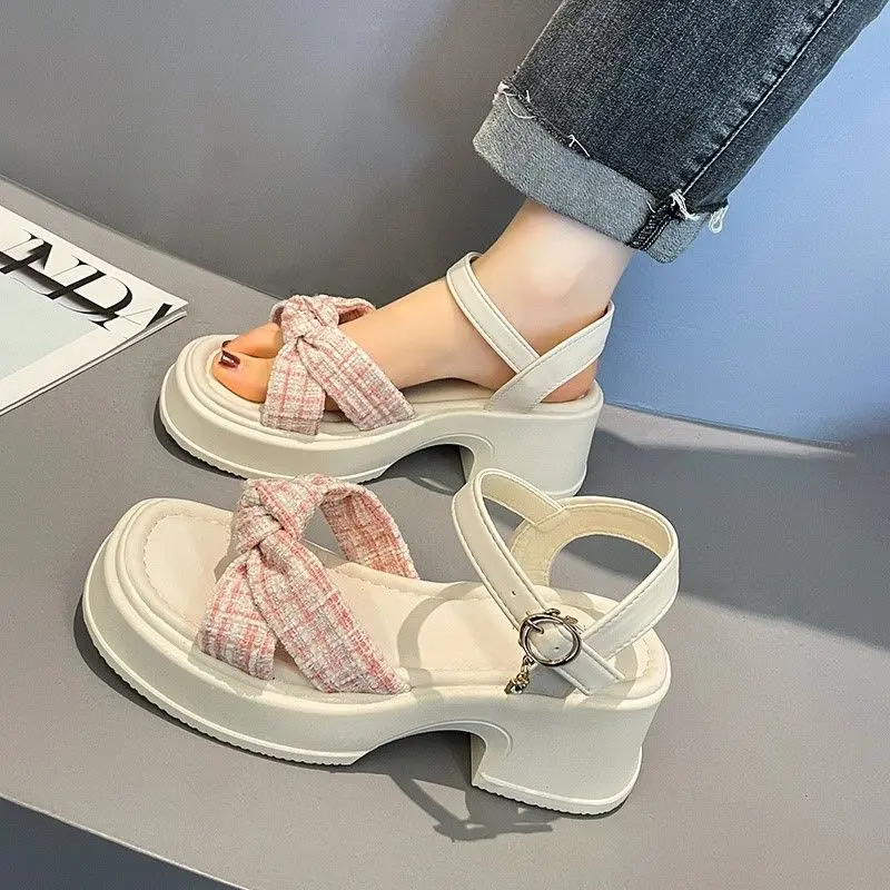 Giày Nữ, ngoại Cỡ (35-43), Dép Tăng Chiều Cao Đế, Thích Hợp Cho Mùa Hè, Chống Trượt, Hở Ngón Chân, Có Thể Đeo Ngoài Trời DéP Shoes 2