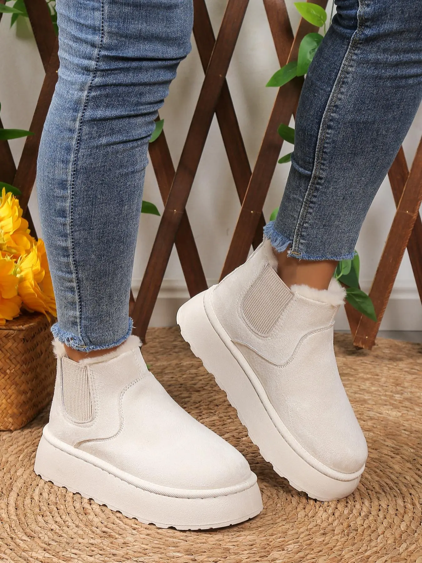 2025 NEW! Women's Solid Matching Platform Boots for Women, Modest Fashion Casual Comfortable Thick Sole Snow Boots for Fall & Winter, Female Warm Round Toe Winter Shoes for Daily Use, Autumn Outfits