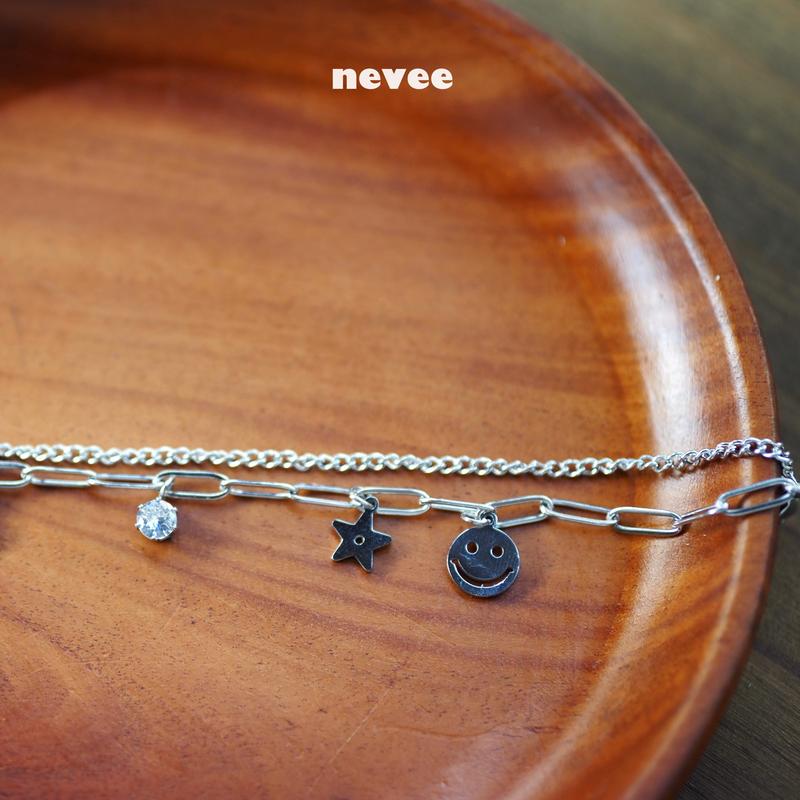 Vòng tay nữ Nevee Lucky đính đá không đen gỉ 2