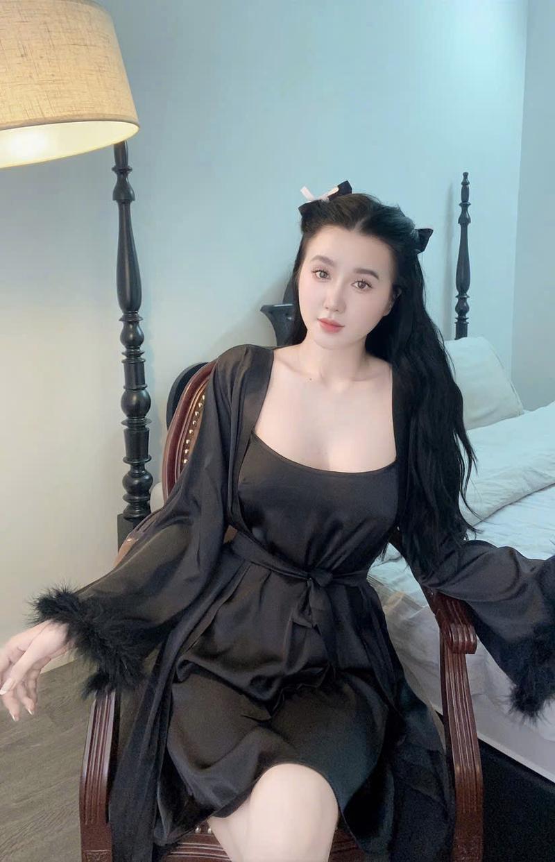 Product Introduction of Set Đầm Ngủ 2 Dây Kèm Áo Choàng Phối Lông Chất Lụa Latin Mềm Mịn Free Size 40-58kg Nữ Women 10
