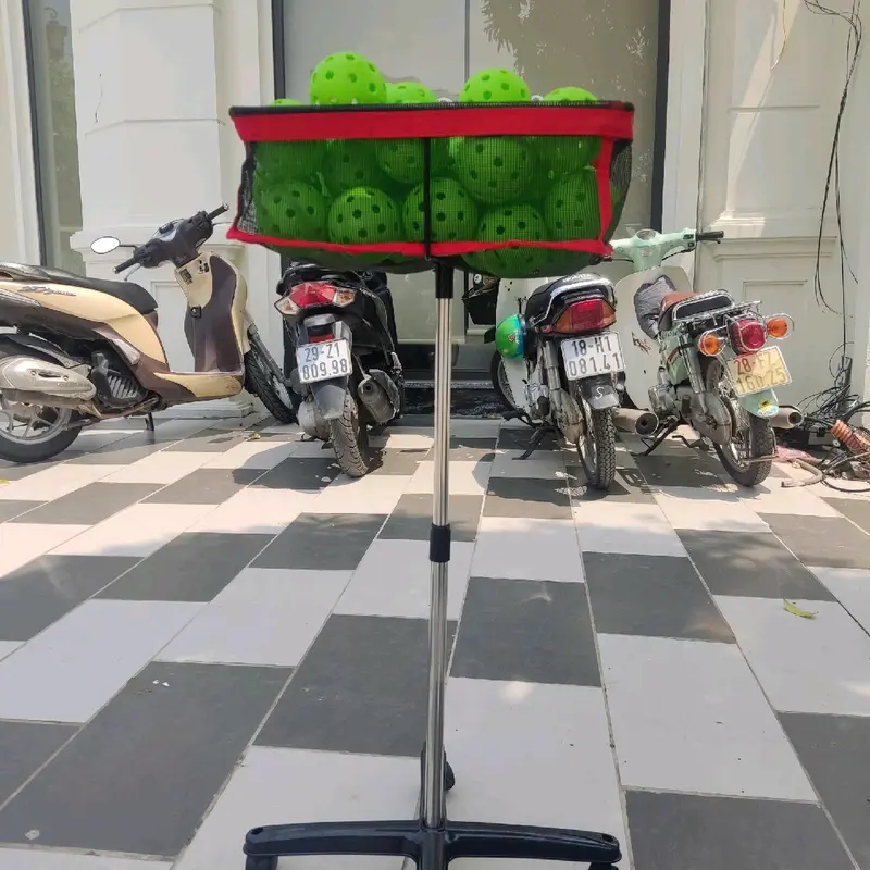 Xe đựng 50-60 bóng Pick; có thể sử dụng đựng bóng tennis, bóng bàn... . Chiều cao có thể điều chỉnh từ 60-90. Bánh xe di chuyển tiện lợi, có khoá phanh bánh xe (  Sport  Thể Thao Golf Thể Dục) Cao Su Nam pickleball  giare 3