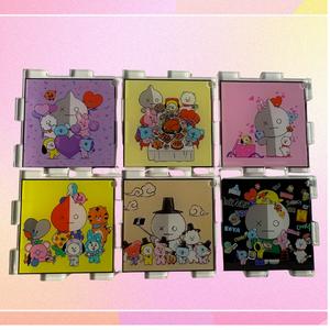 พวงกุญแจอะครีลิค BTS กลุ่มเยาวชนป้องกันกระสุน, จี้ลูกบาศก์, จี้กระเป๋าเป้สะพายหลัง BTS, ชุดพวงกุญแจหกชิ้น, ความสูง 5 ซม., พร้อมห่วงโซ่แขวน