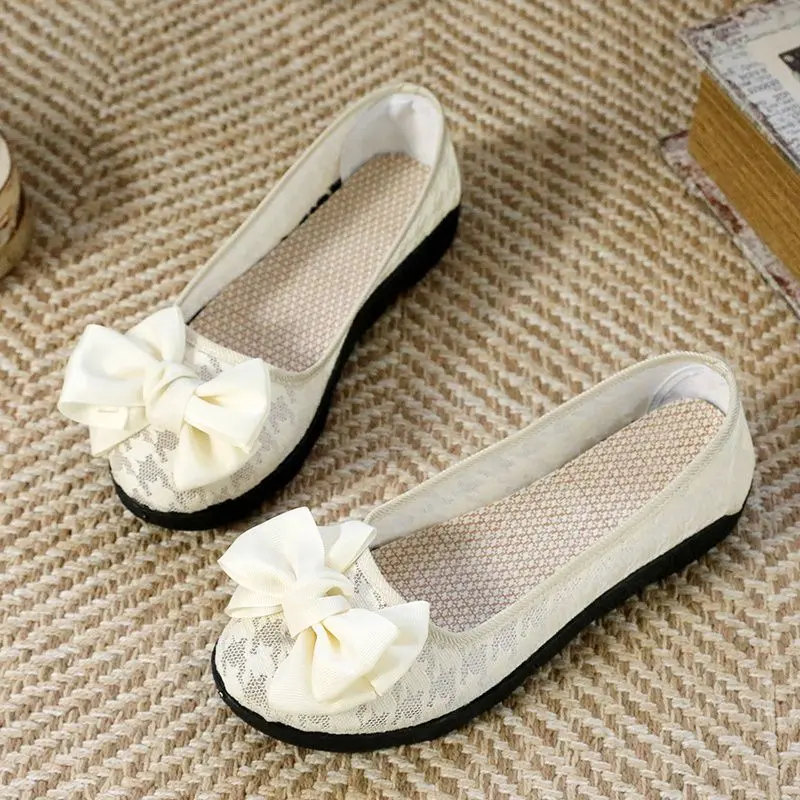 Giày Vải Bắc Kinh Cũ, Phong Cách Mùa Hè, Giày Đi Làm Đế Bằng Cho Nữ, Dễ Phối Đồ Với Thiết Kế Nơ Và Ren Khoét Lỗ, Chất Liệu Lưới, Thích Hợp Cho Bà Bầu, Gommino 2