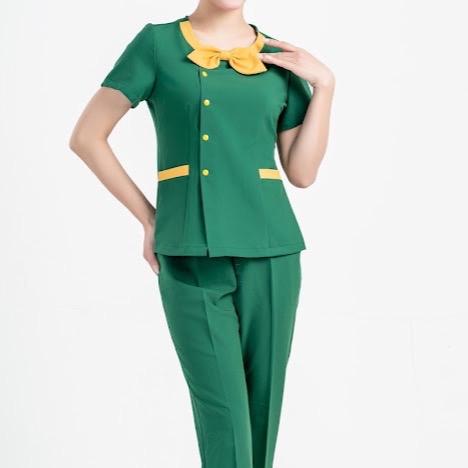 Đồng phục spa, thẩm mỹ viện nữ  kiểu dáng nơ ngắn xanh 151 phối viền vàng chất cotton lạnh