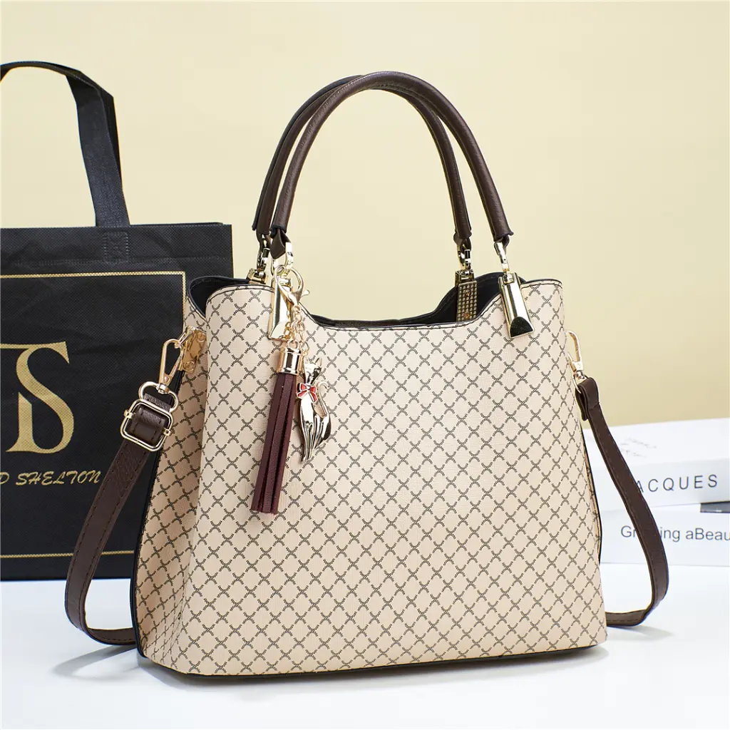 Tas fashion wanita b8025 tas selempang wanita fashion tas handbag wanita.... terkiniian cantik dan best seller
