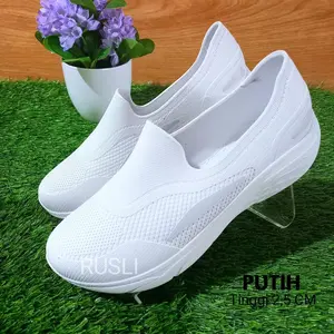 Sepatu Kerja Karet Wanita Shoes  Slip On Putih Medis ATT SWP 498 Hitam Sneakers