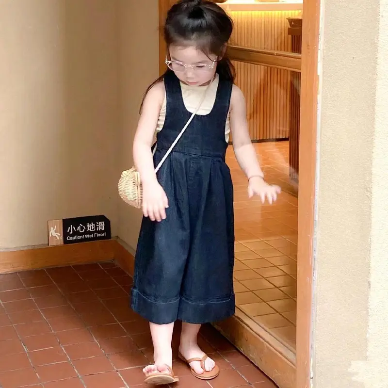 (Ys) set yếm jean kèm áo cotton cho bé gái 10-40kg 3